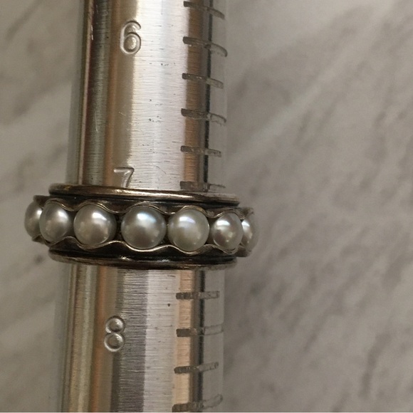 Sterling Silver Ring - Picture 4 of 4